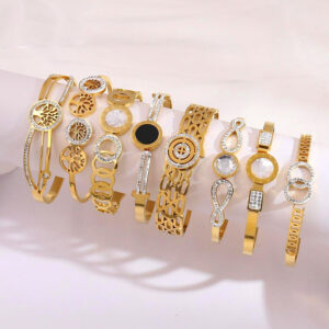 Bulk Stainless Metal Customized Designer Roman Numeral Style Charms Zircon Gold-Plated Bracelet Bangle for Ladies